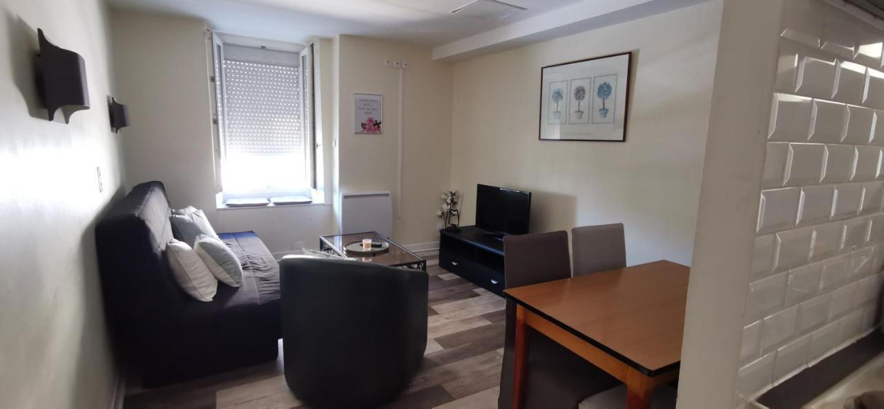 Location G&W, Tres Proche Sanctuaires Apartment ลูร์ด ภายนอก รูปภาพ